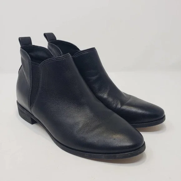 Michael Michael Kors Womens Black Leather Ankle Boots Booties 6M Slip On - Picture 1 of 10